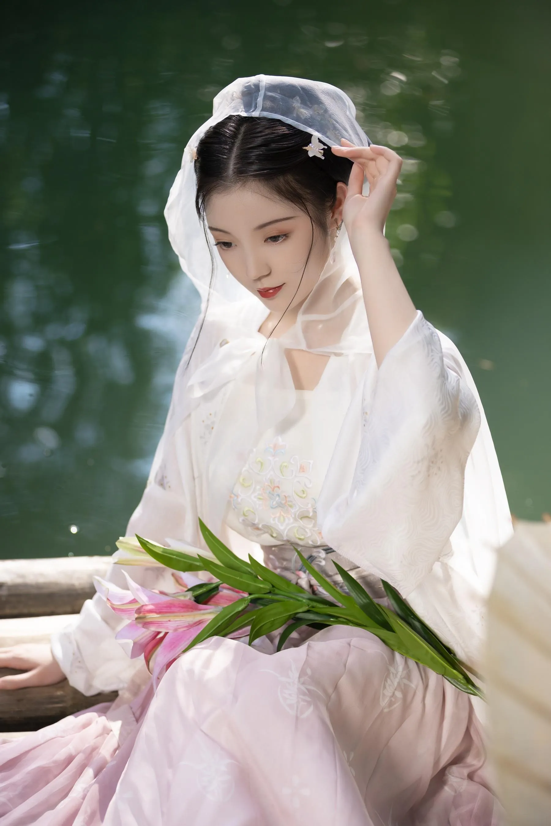 [YITUYU艺图语]2022.09.17 山涧 七霓巳猫- [34P]插图1